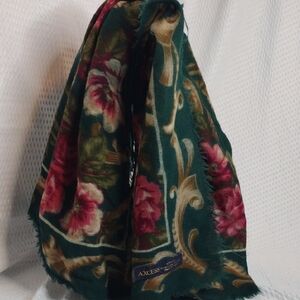 Axcess Elegant Green and Pink Floral Wrap 100% Wool